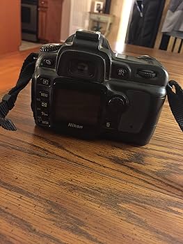 Amazon.com : Nikon D50 6.1MP Digital SLR Camera with 28-80mm